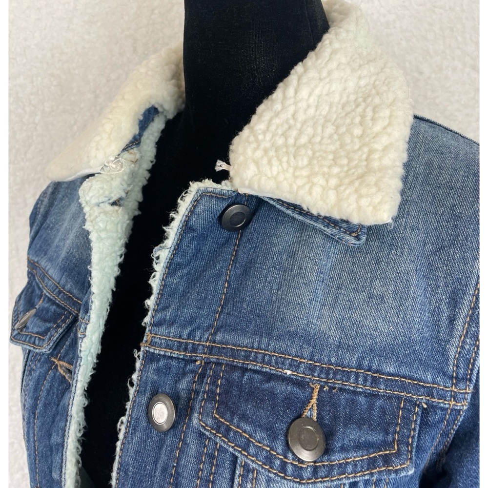 BOOHOO • Blue/White Denim Sherpa-Lined Collared Jacket, 2 - Picture 6 of 16
